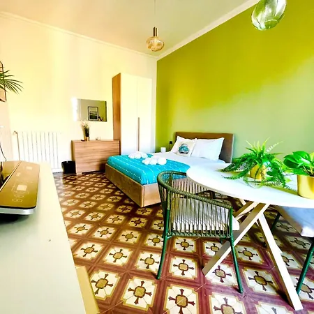 Apartament Charming Loreto 8 *